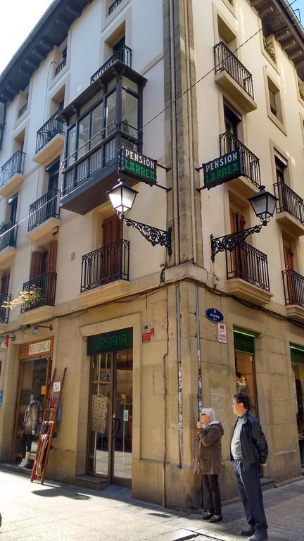 Pension Larrea San Sebastián Eksteriør bilde